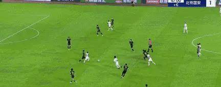 九游娱乐官网-包含射击联赛焦点战：关东雄狮队强势横扫中原雷豹队，新星闪耀。更衣室氛围正向的词条