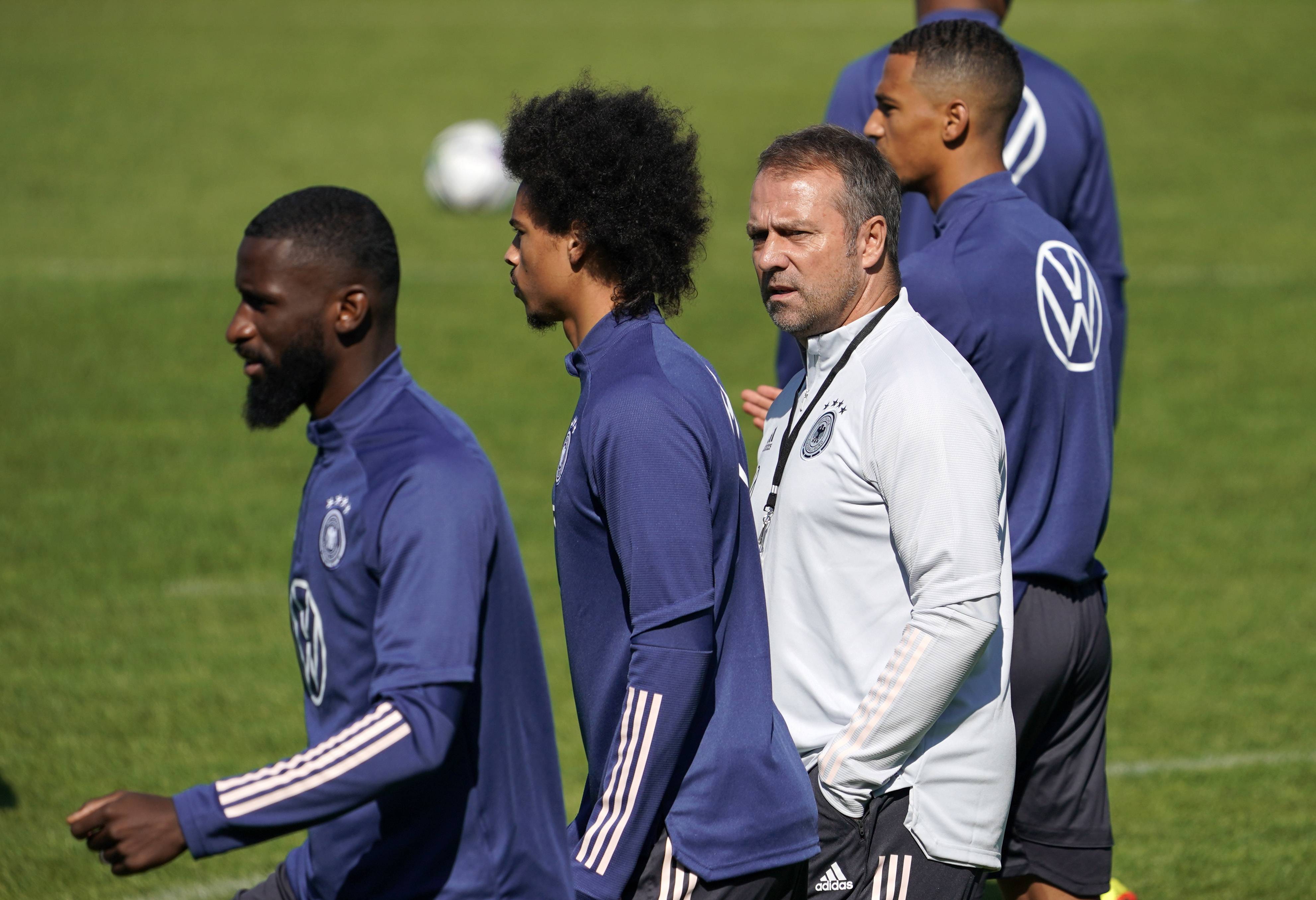 九游娱乐网页版-德国杯赛后再迎强敌，斯图加特再遭质疑，主帅态度：震撼外界，临场指挥获称赞的简单介绍